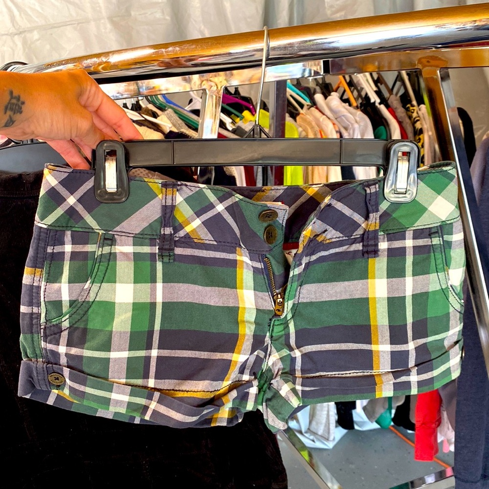 Hollister plaid shorts